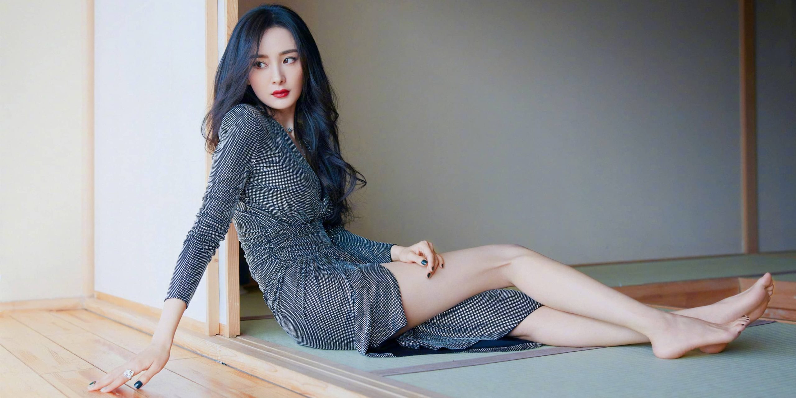 杨幂美腿系列写真壁纸