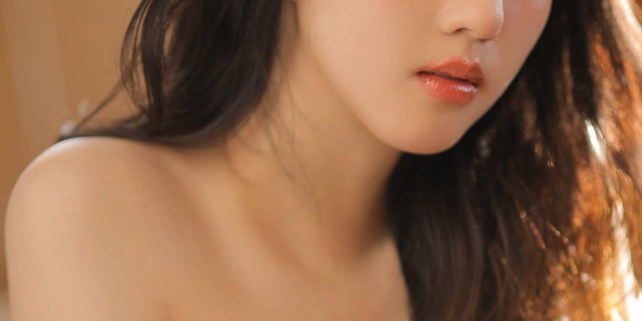 李凯馨轻纱朦胧唯美少女感壁纸