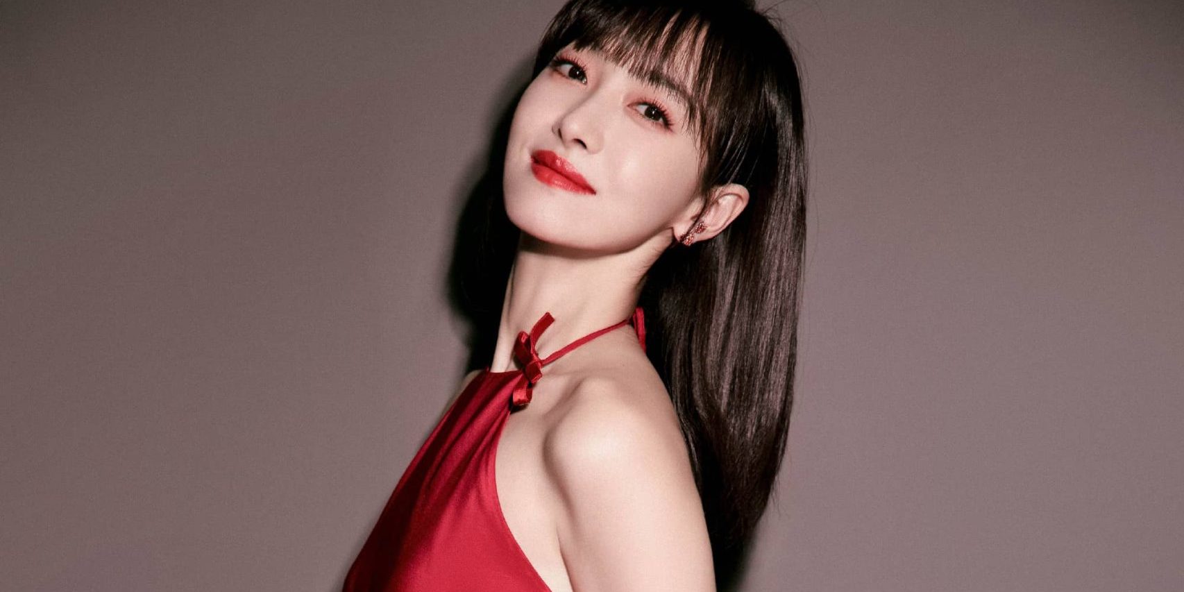 宋茜红红火火，喜庆美丽