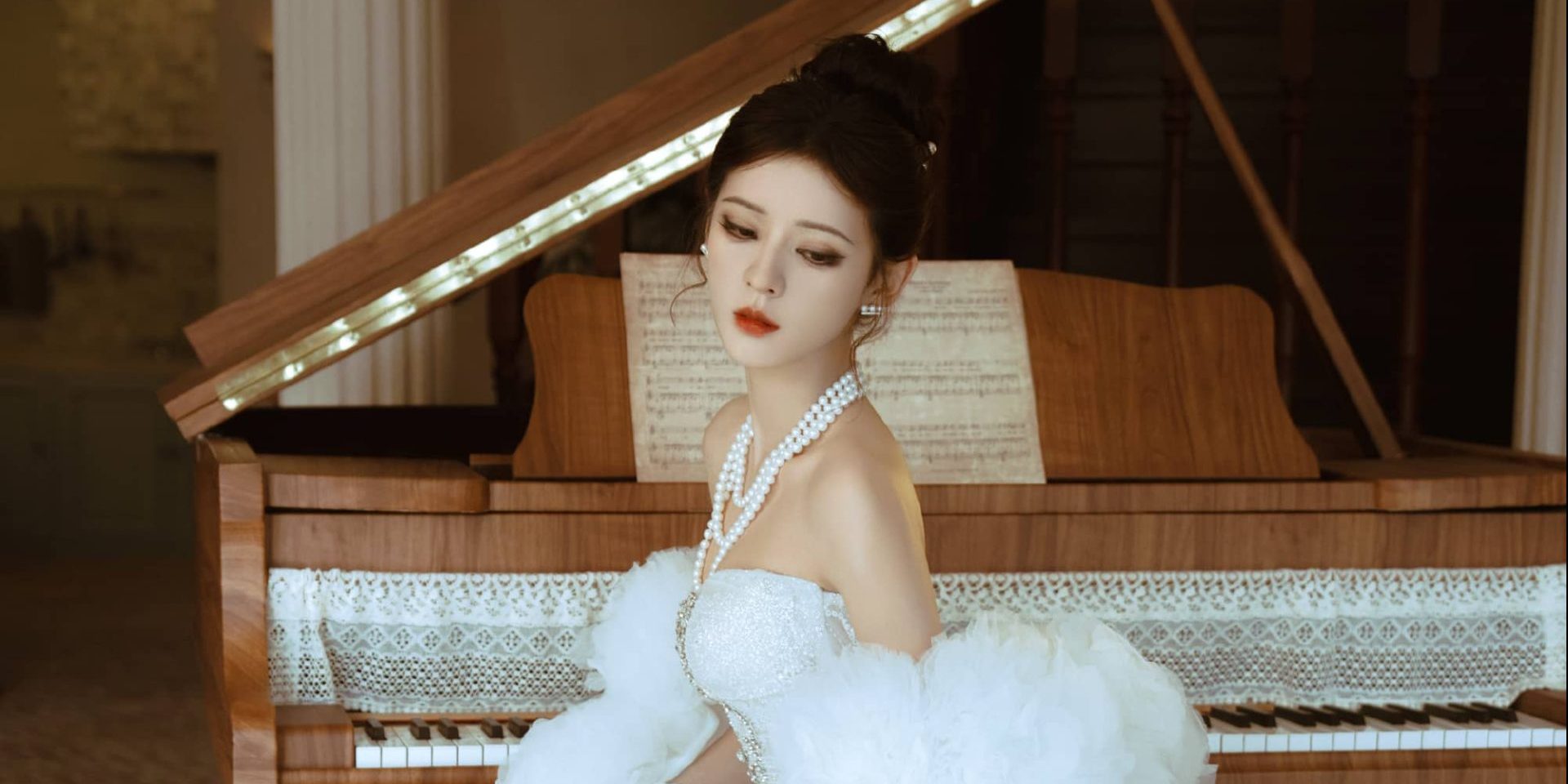 张予曦，白裙如雪天使姐姐