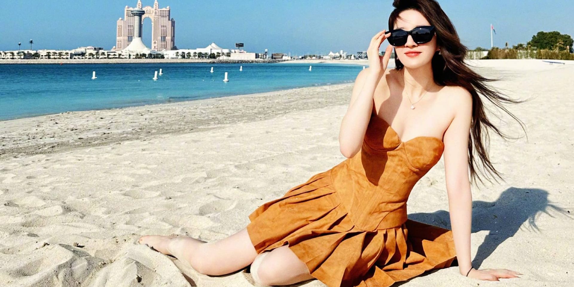 ✅刘亦菲温柔私服图集精选32PCS