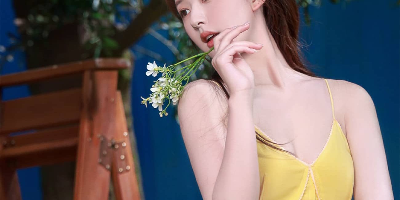 赵露思：灵动甜美