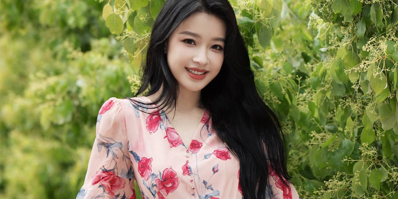 孙怡，芳香如故，浪漫依旧