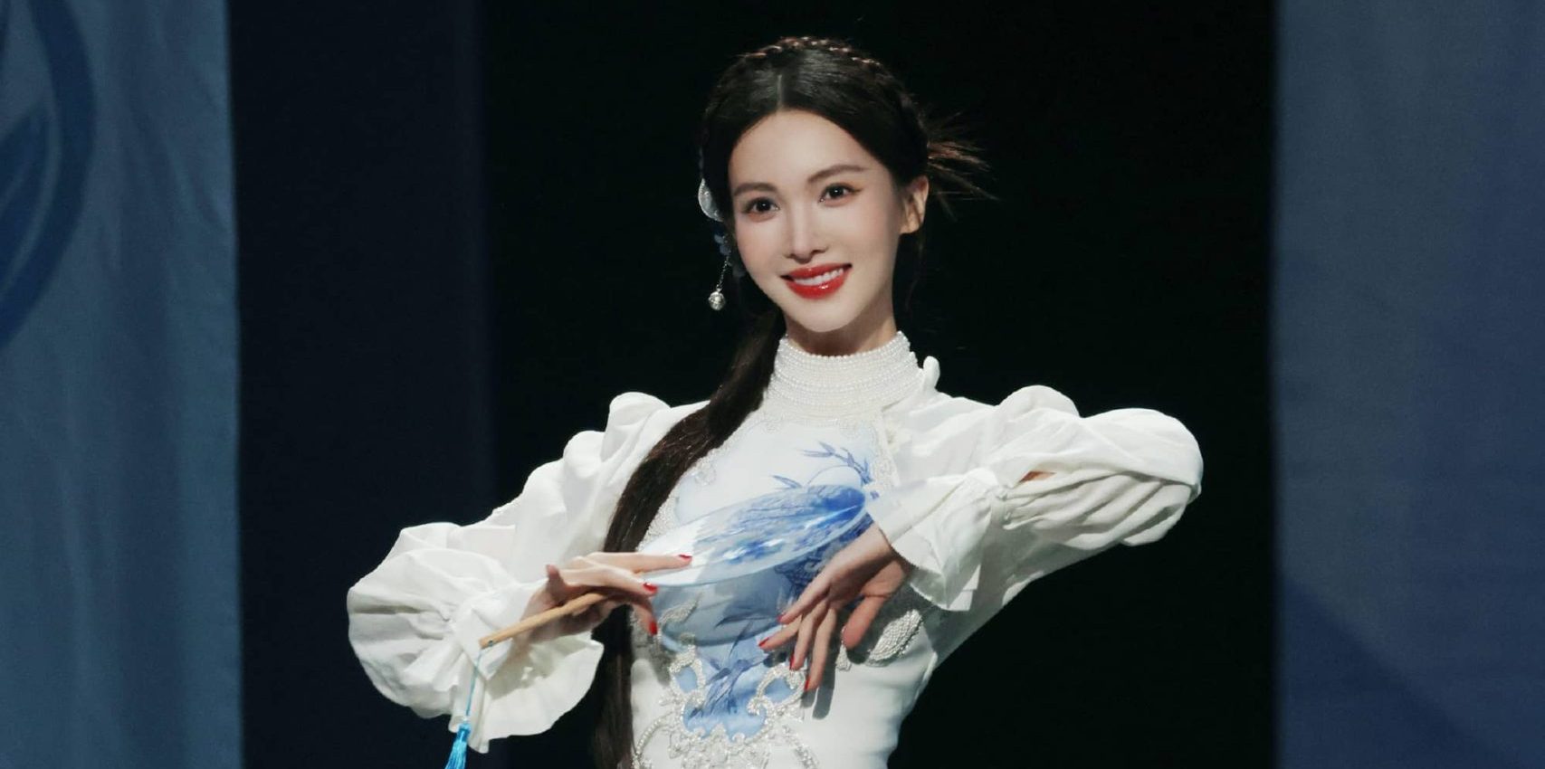 金晨《青花瓷》，刺绣套装，曼妙惊鸿