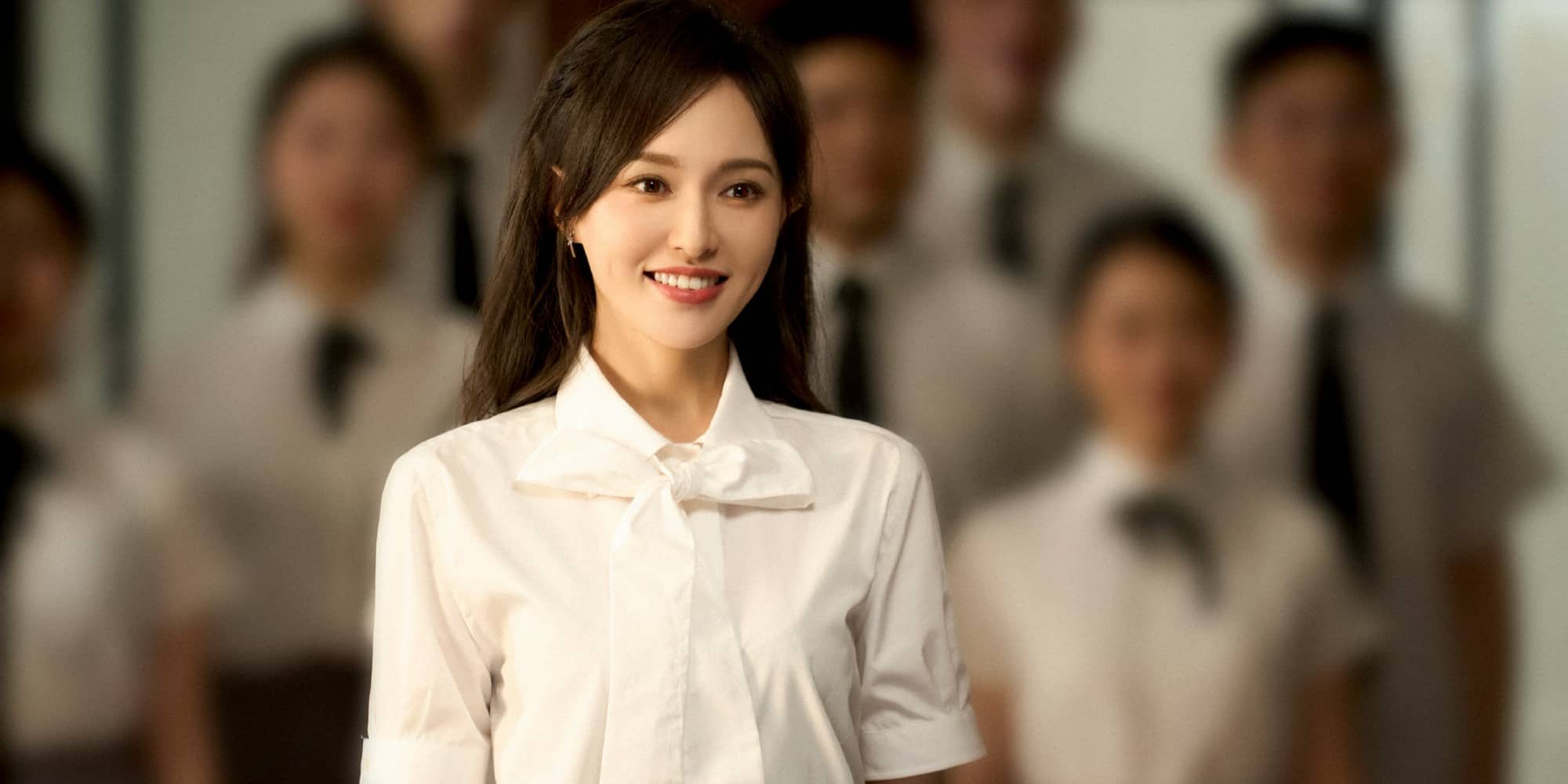 唐嫣，青春女主造型好甜美