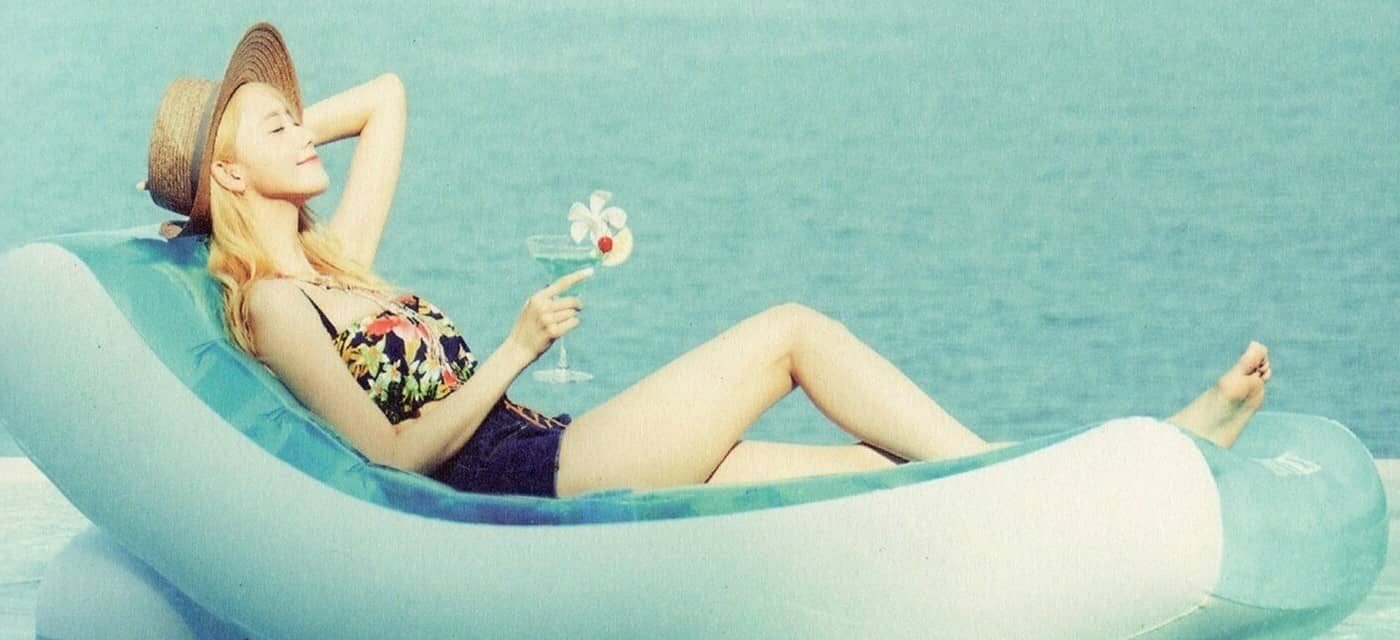 林允儿，光脚丫浪漫欧尼