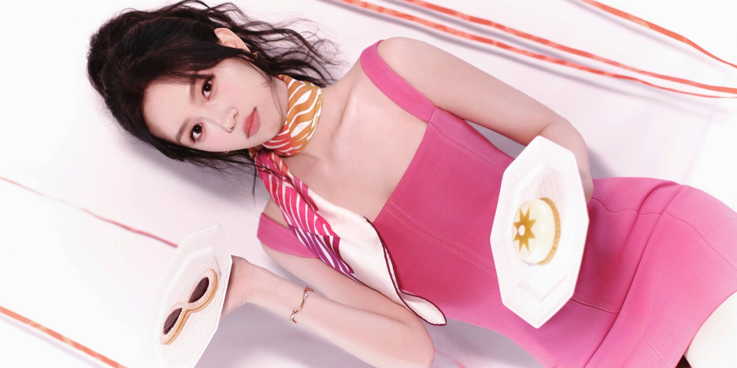 周也：粉红少女，浪漫节拍