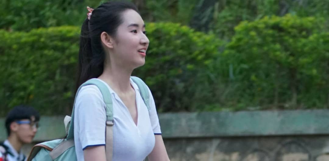 王玉雯，高中生气质，好适合她