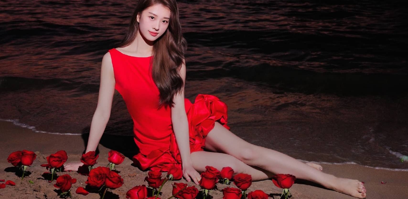 钟雯冠光脚丫妆造精选