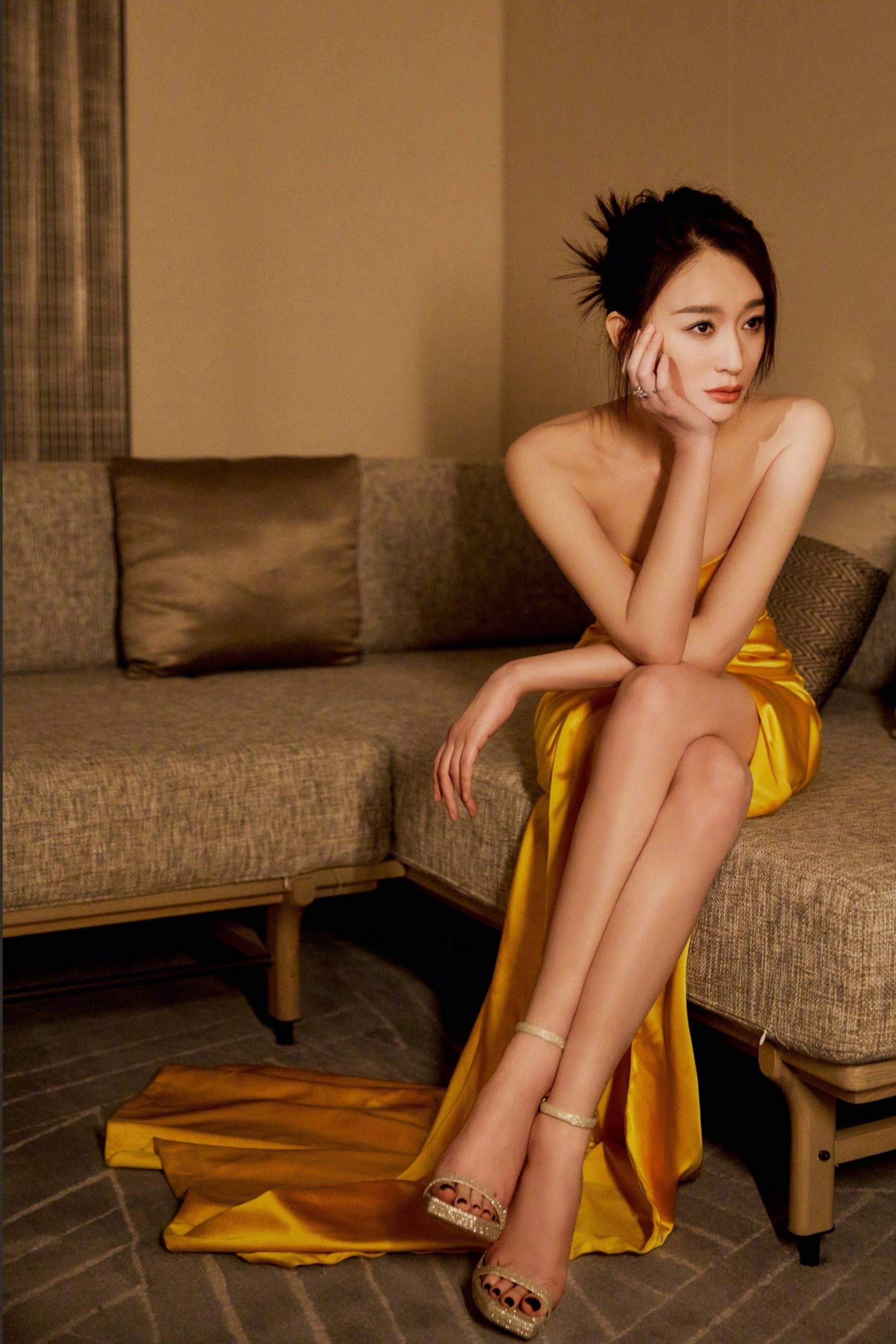 李小冉 造型图1