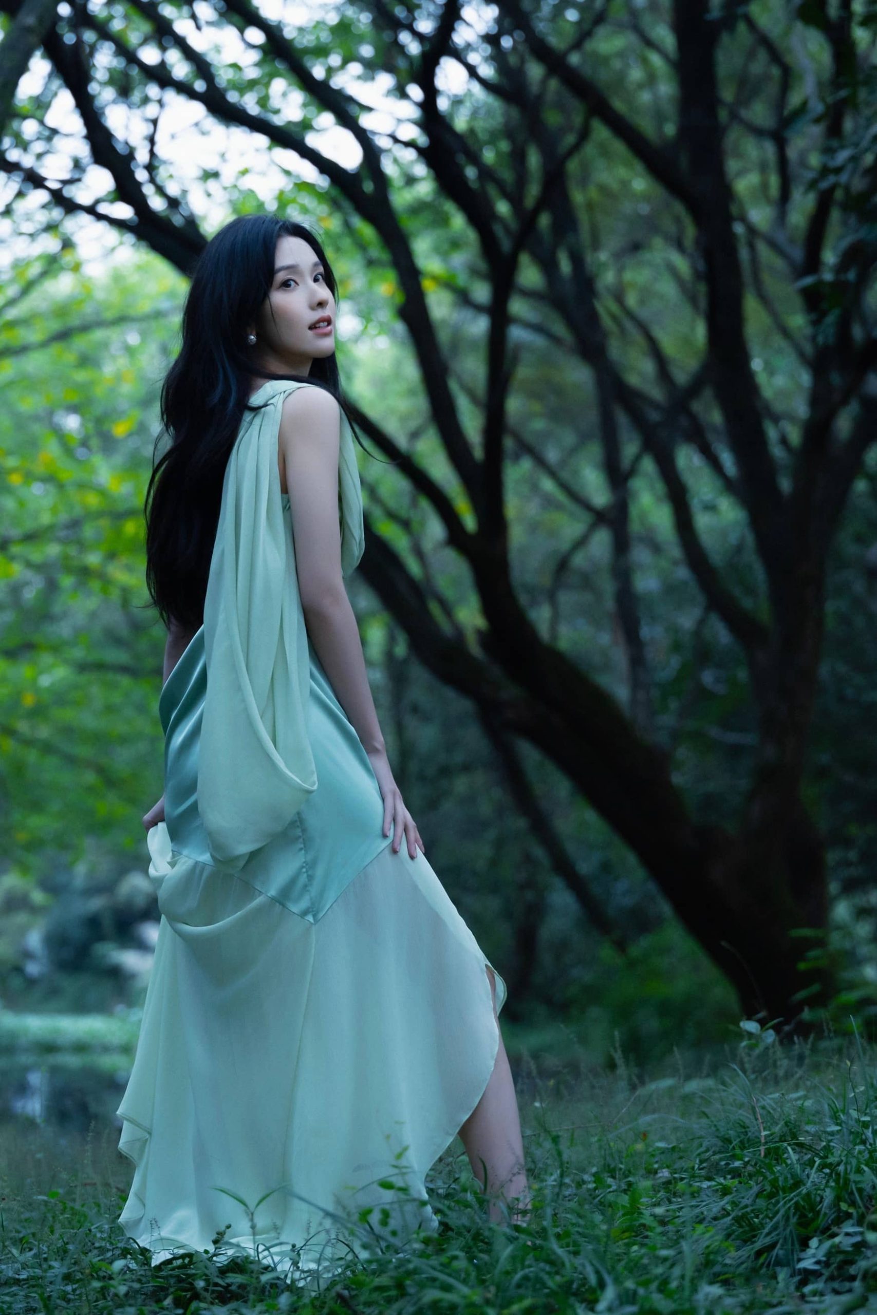 陈都灵 造型图3