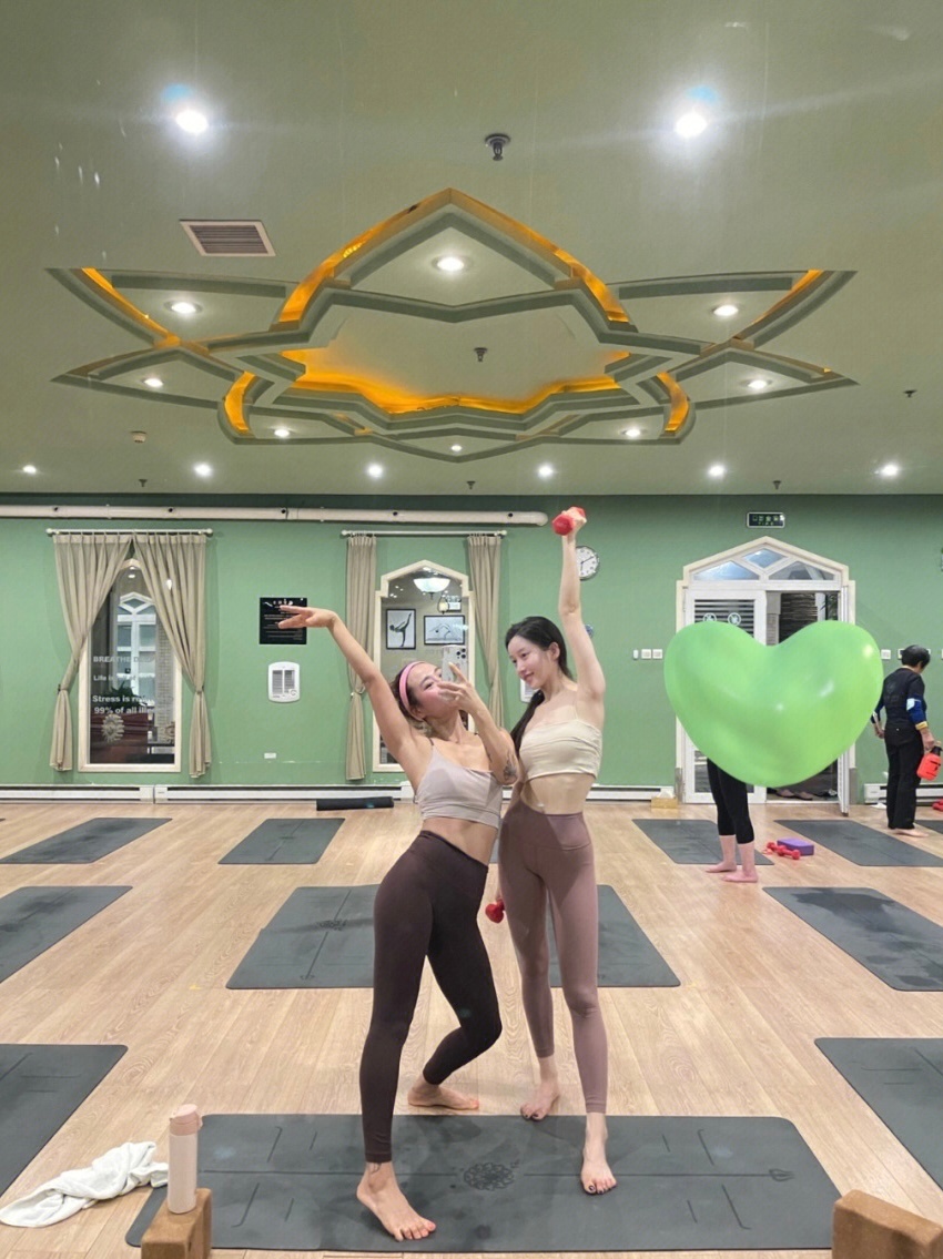 姜贞羽 造型图6