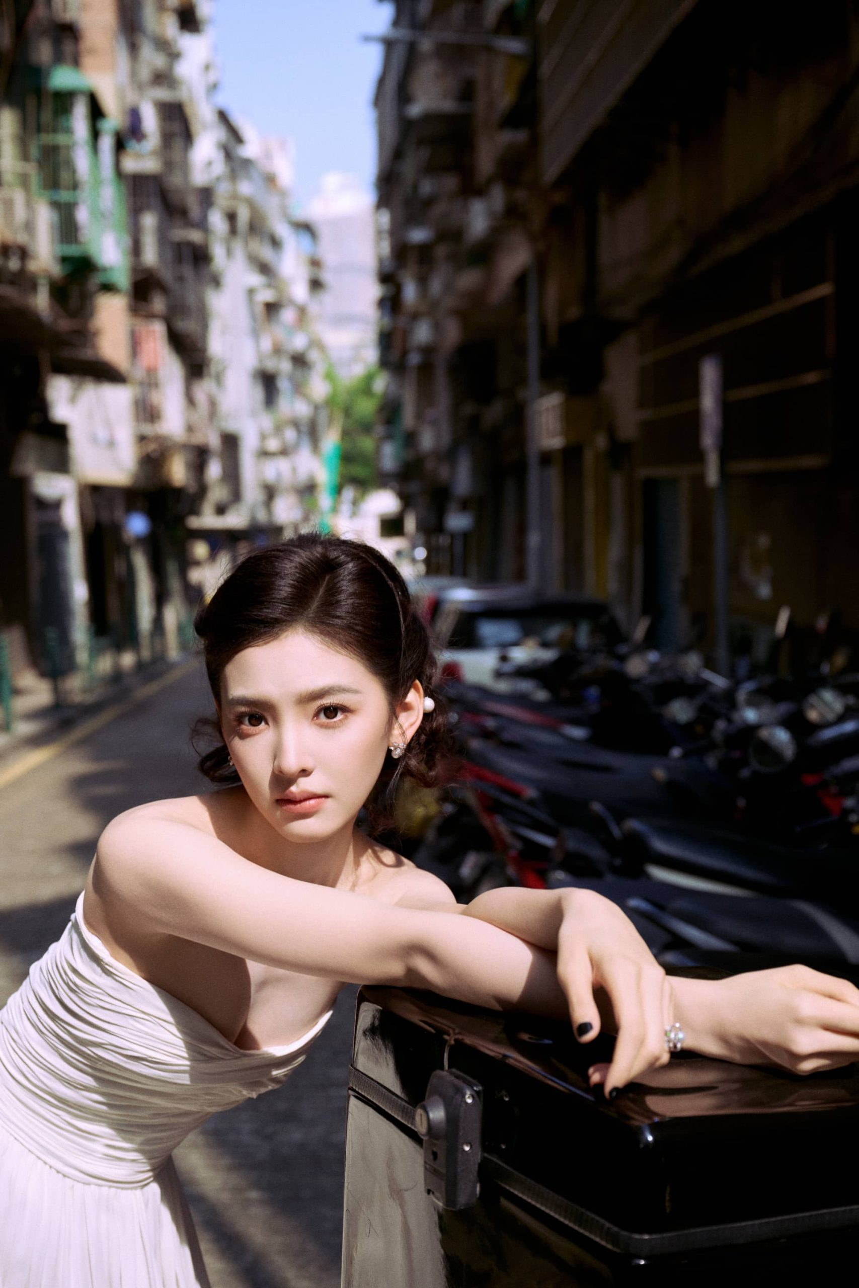 章若楠 造型图1