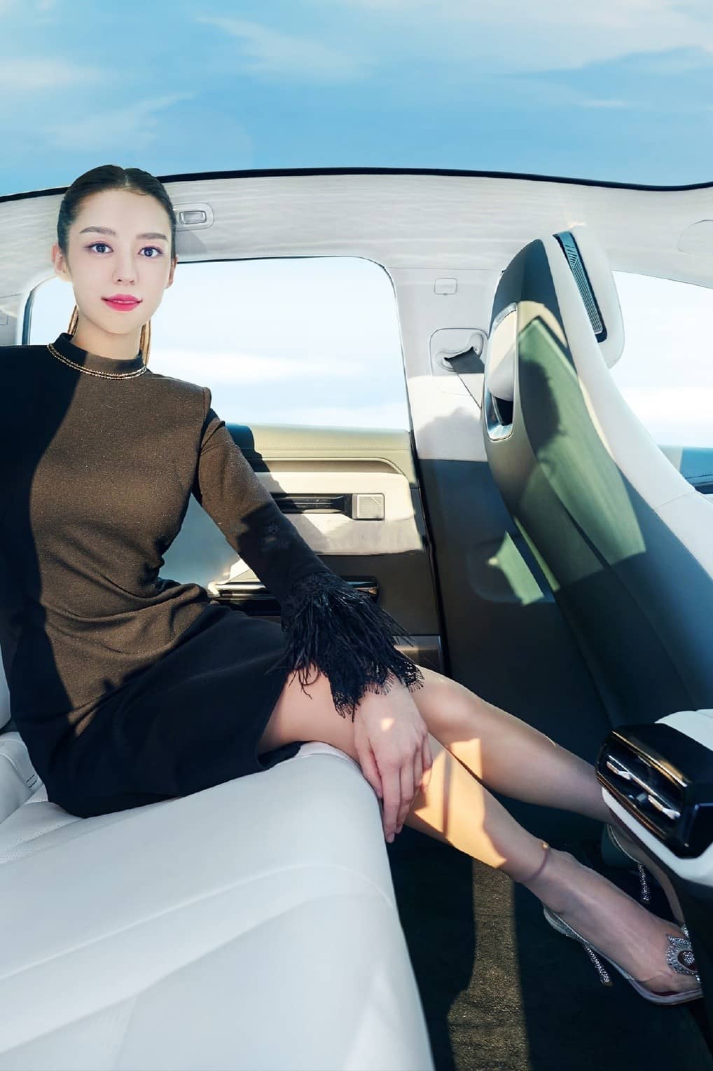 吉娜爱丽丝 造型图1