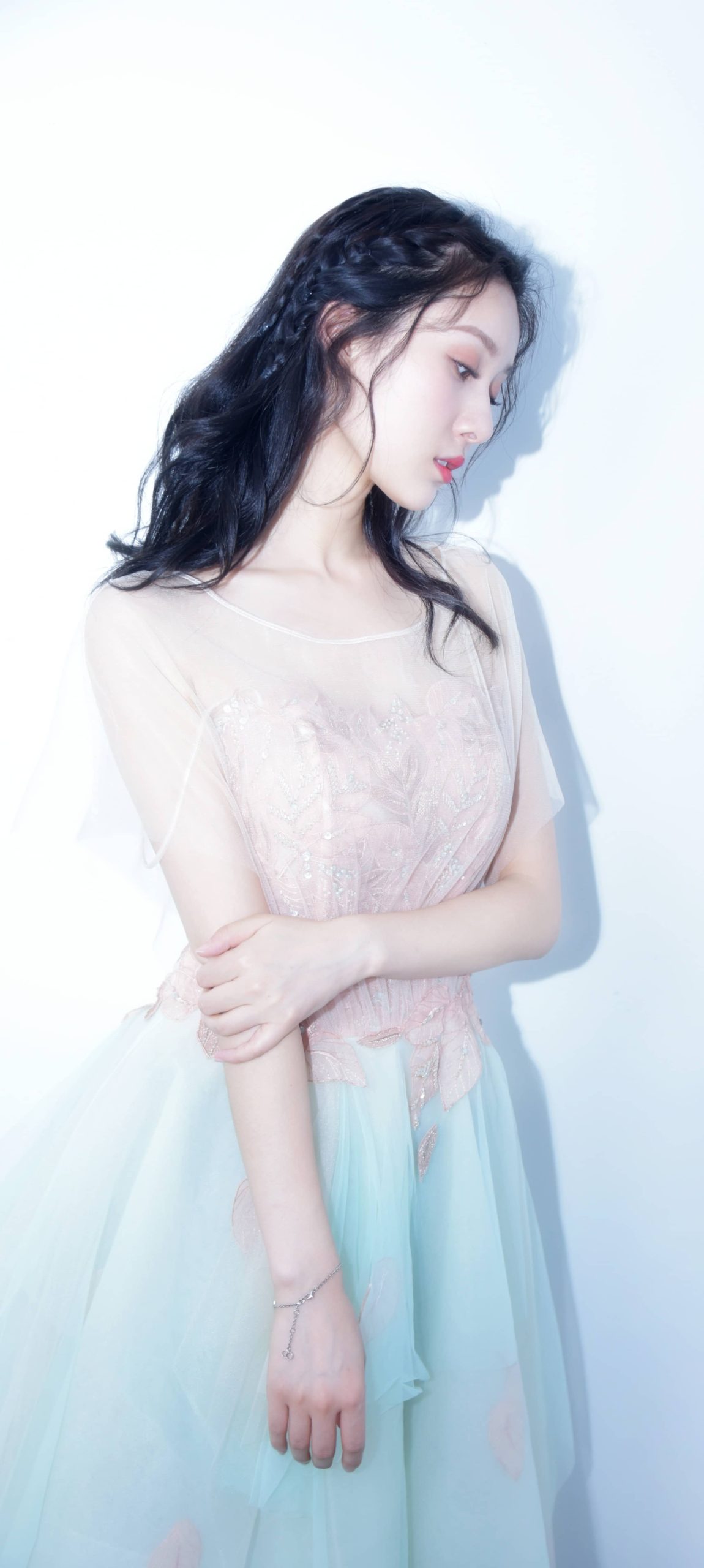 王子璇 造型图7