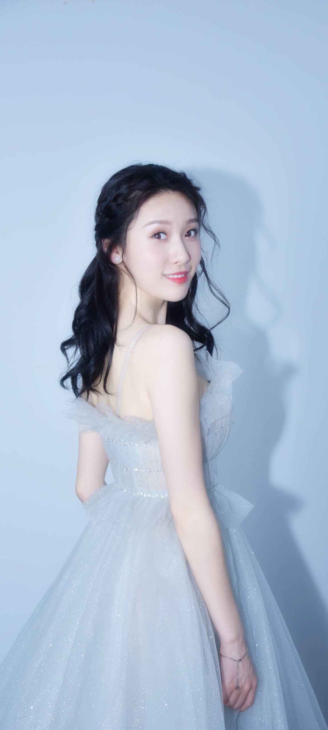 王子璇 造型图9
