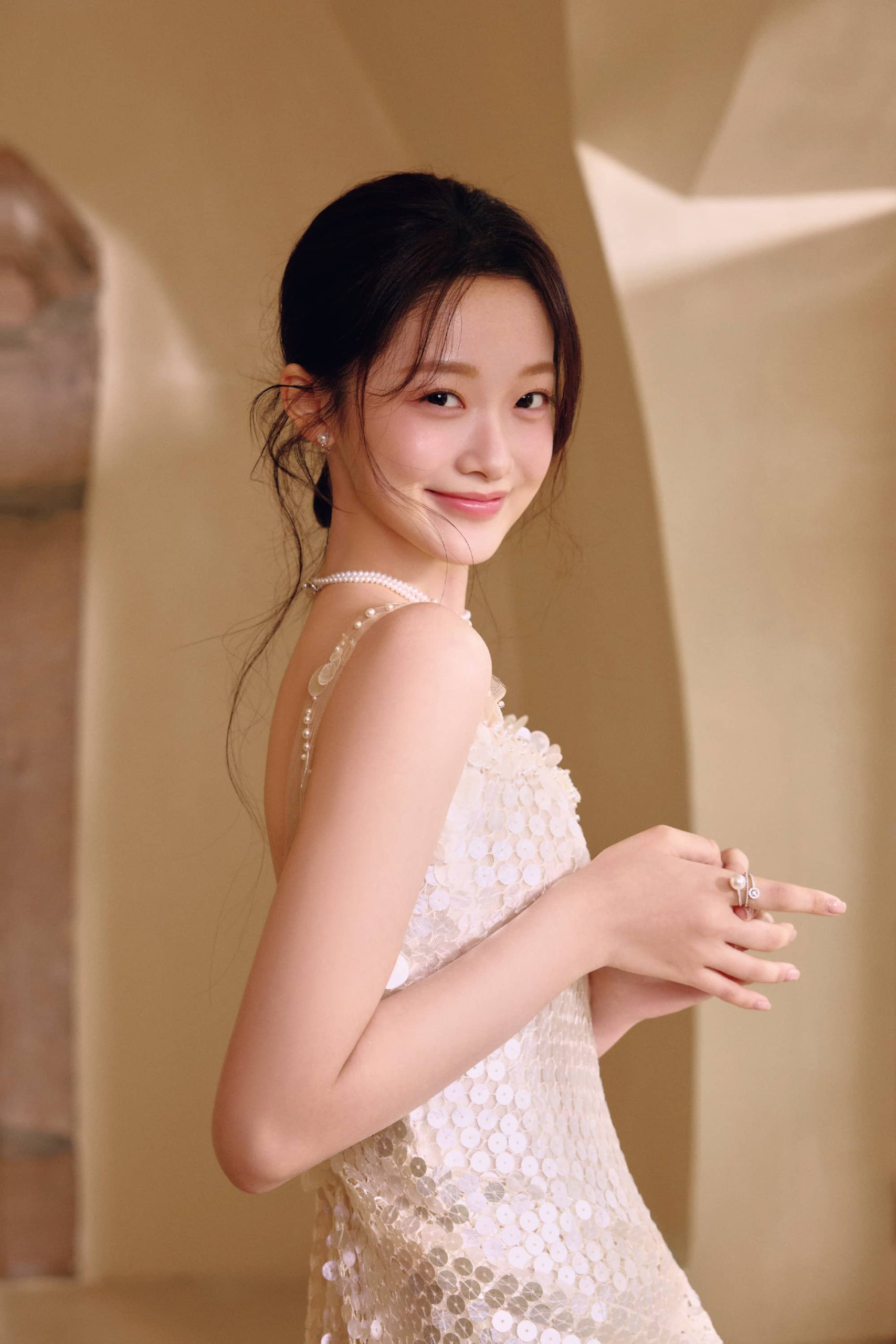 李雨真 造型图6