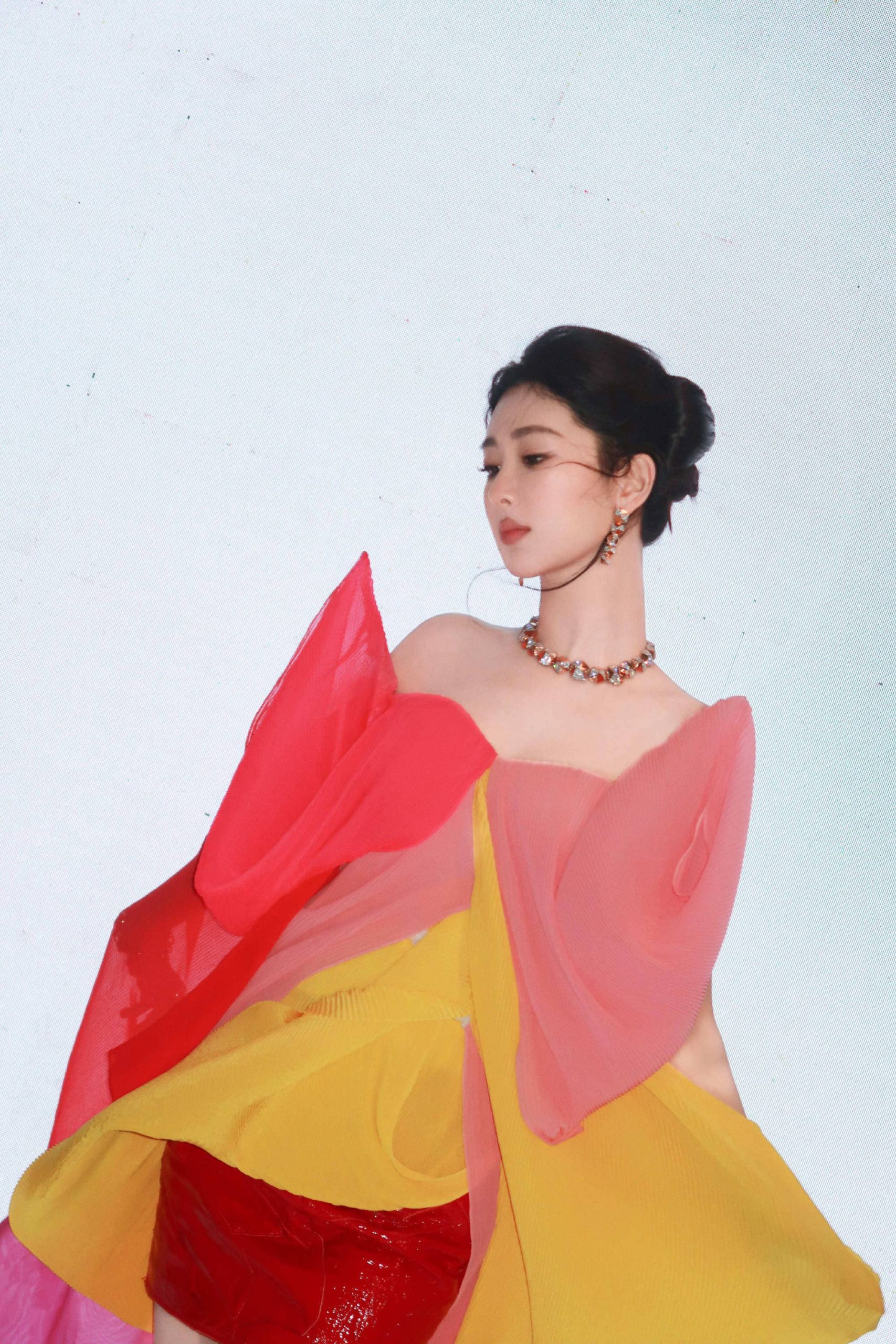 杨紫 造型图4