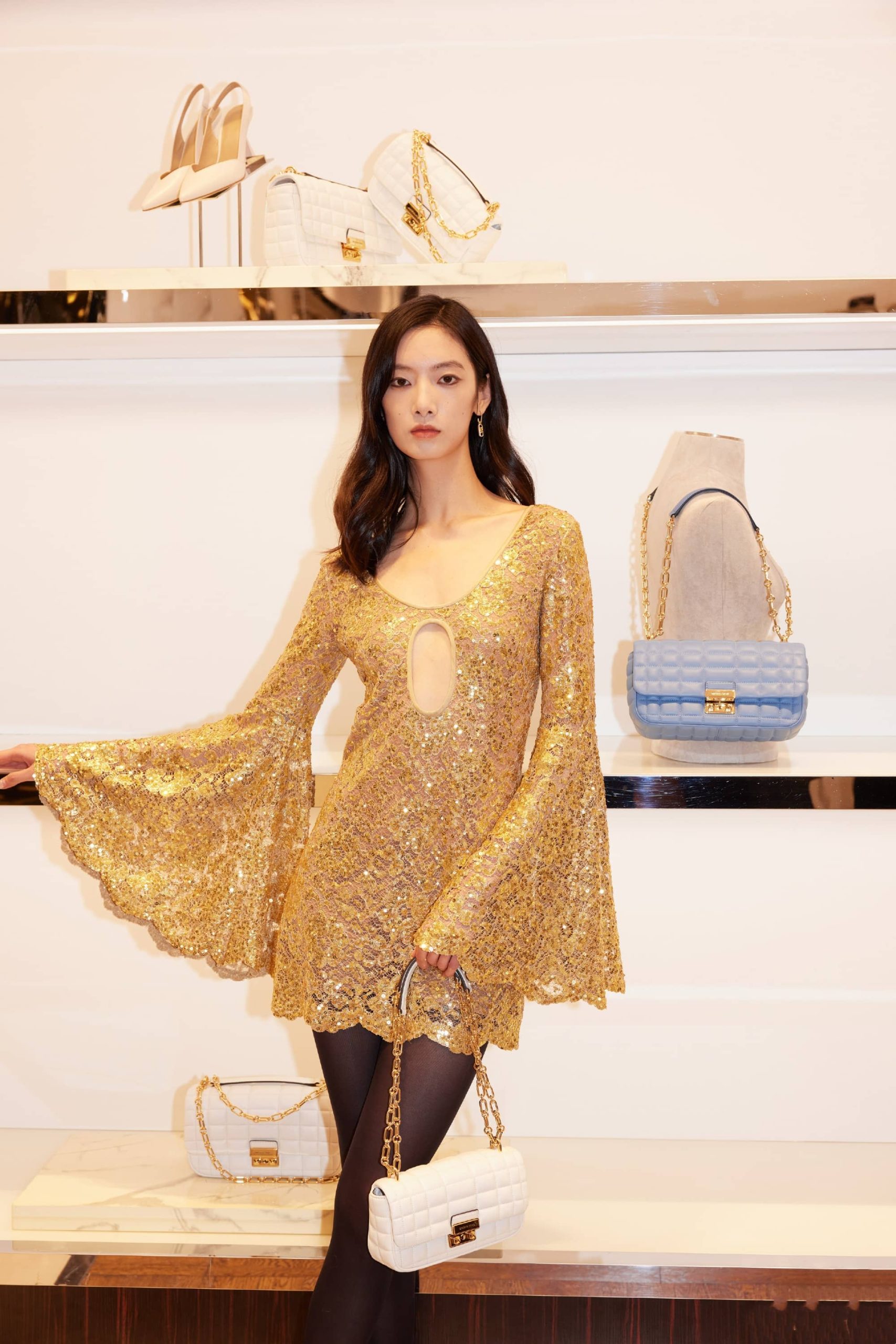 项蝶婧 造型图1