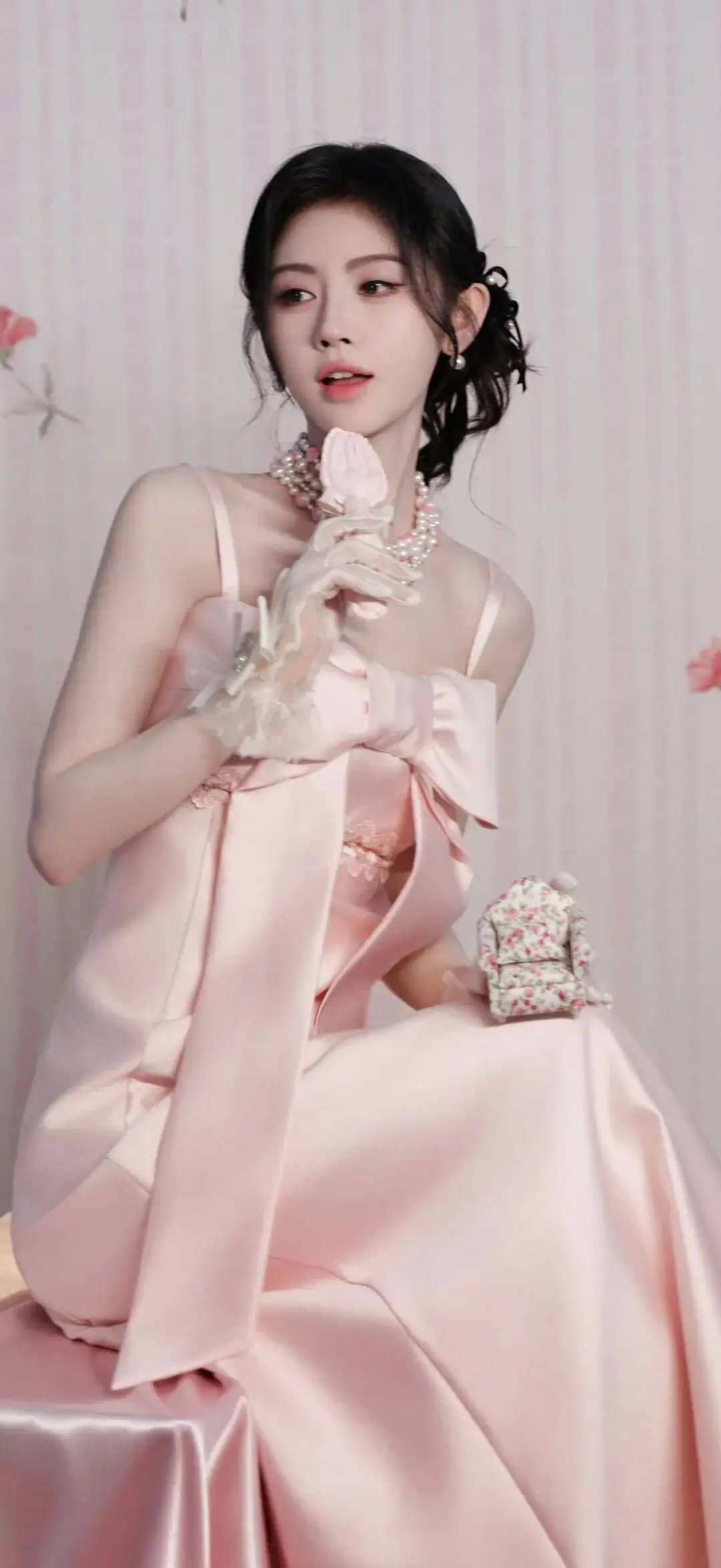鞠婧祎 造型图1